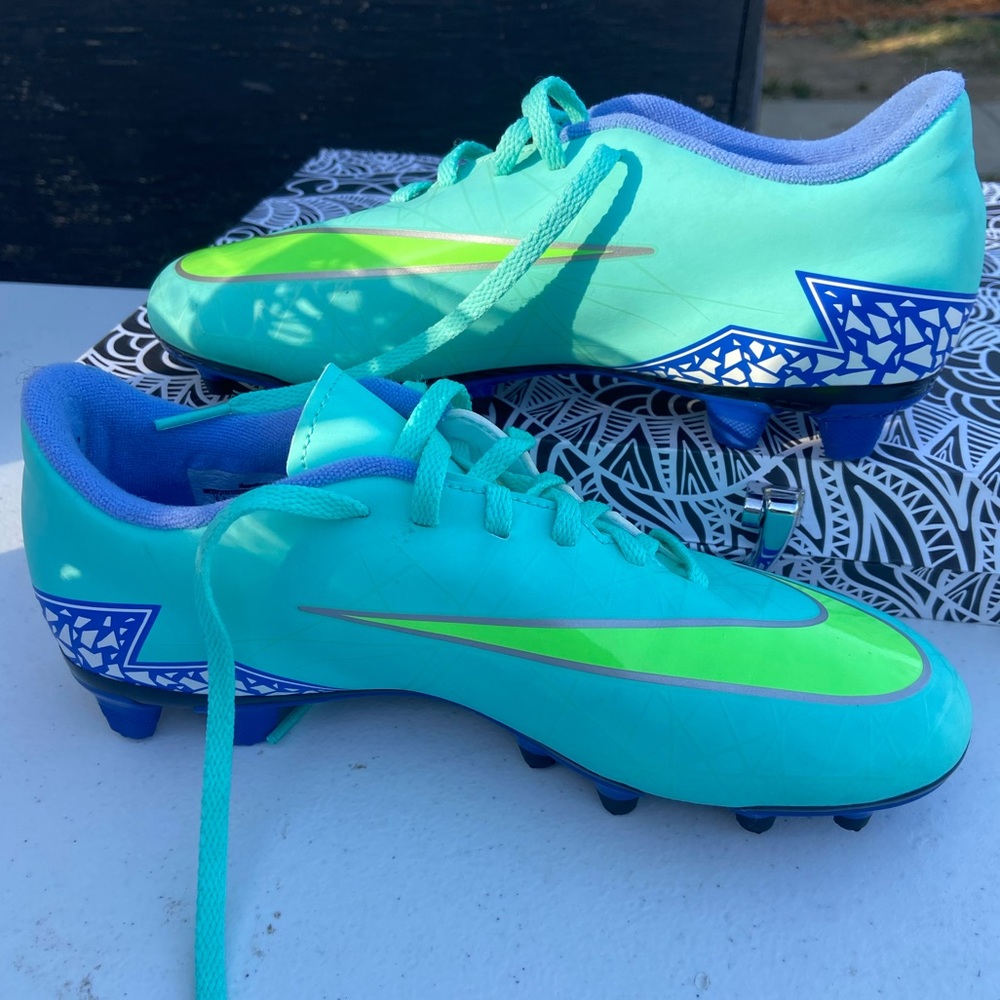 Nike Women's Hyper Venom Cleats